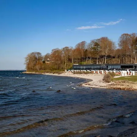 In Gluecksburg Near Seabeach, Cleaning Included